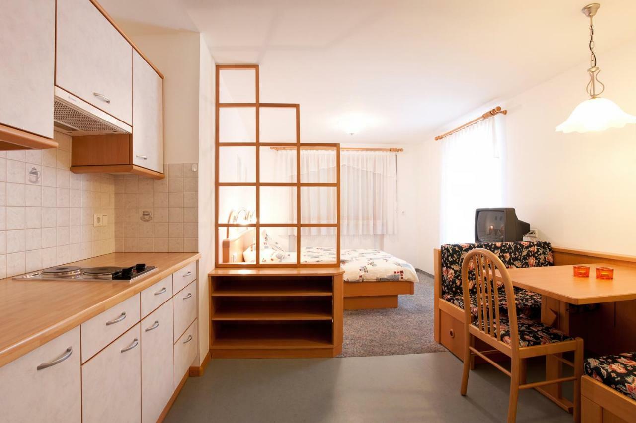 Thanei Apartment Burgusio